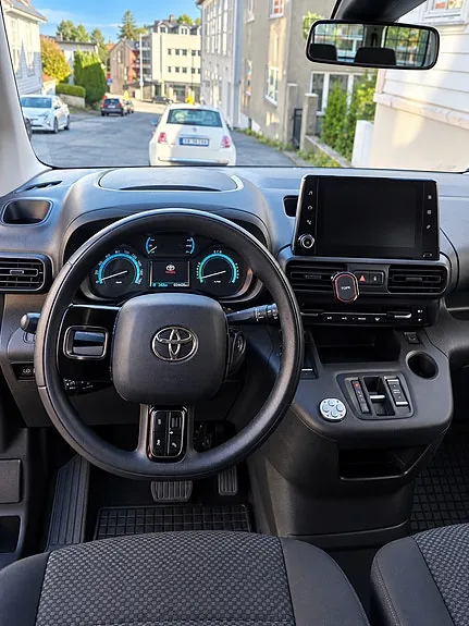 Toyota Proace City 2024 photo 5