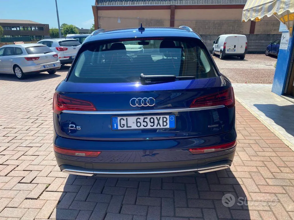 Audi Q5 2022 photo 3