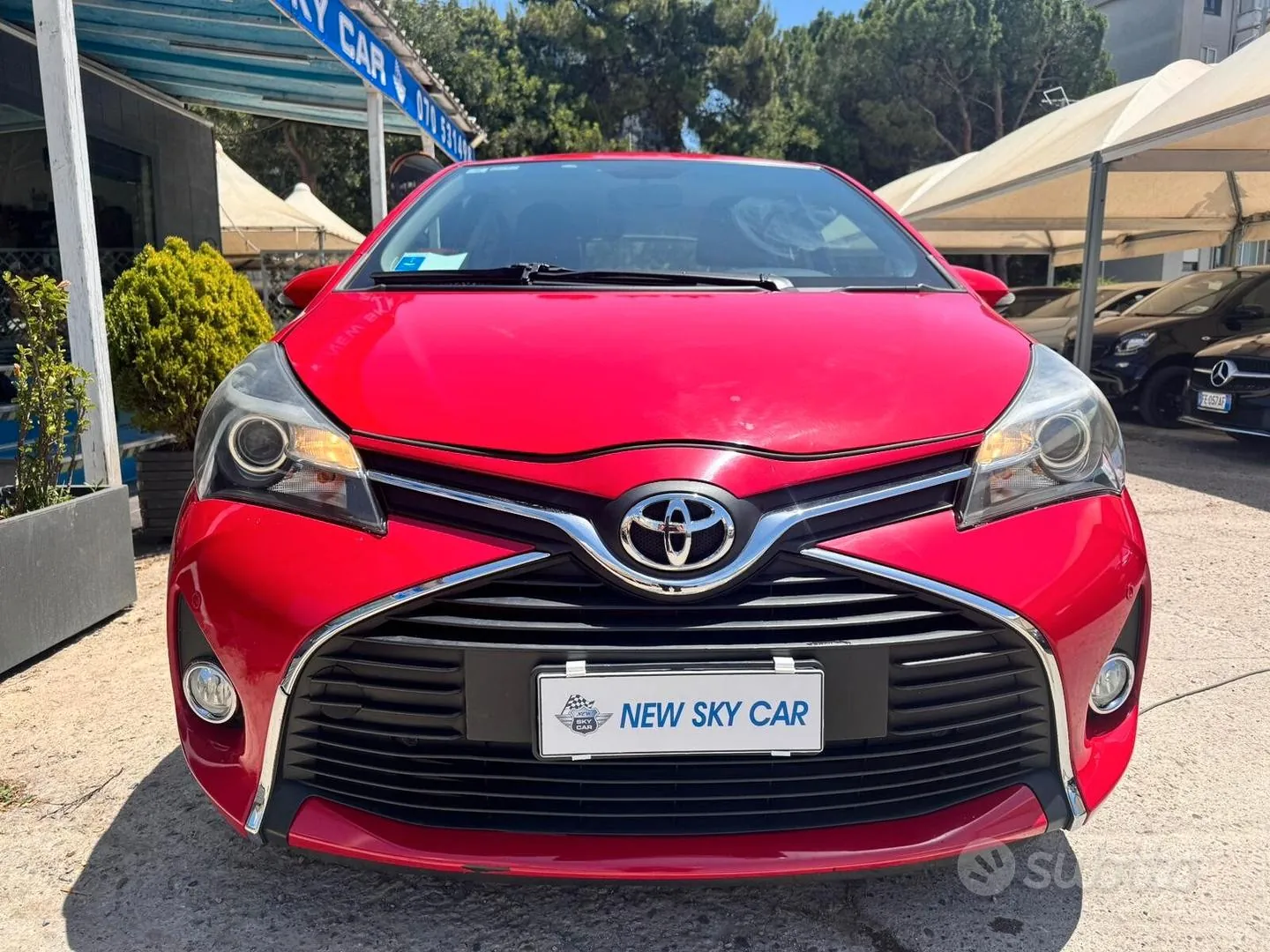 Toyota Yaris 2015 photo 2