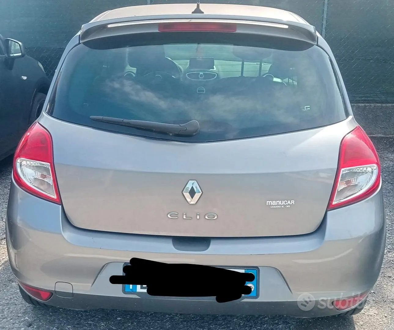 Renault Clio 2009 photo 2