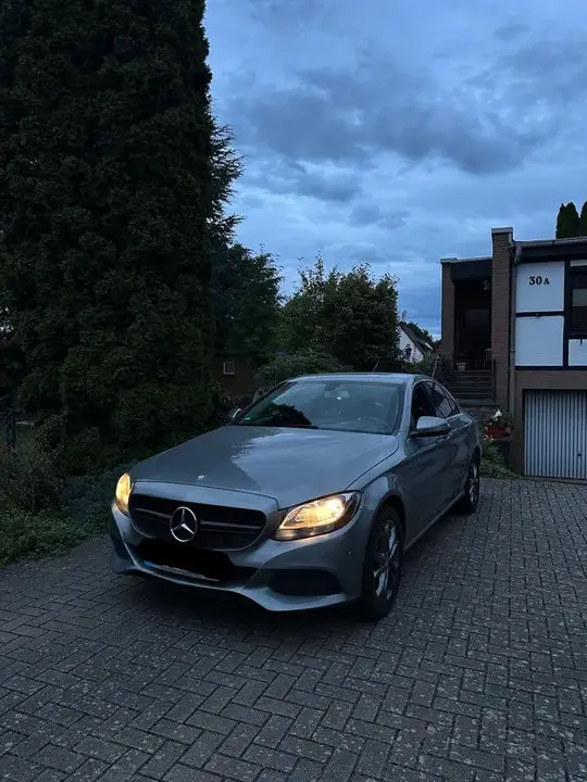 Mercedes-Benz C 200 D