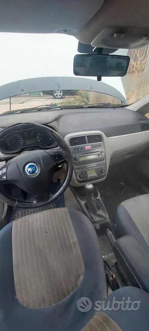 Fiat Grande Punto 2008 photo 5