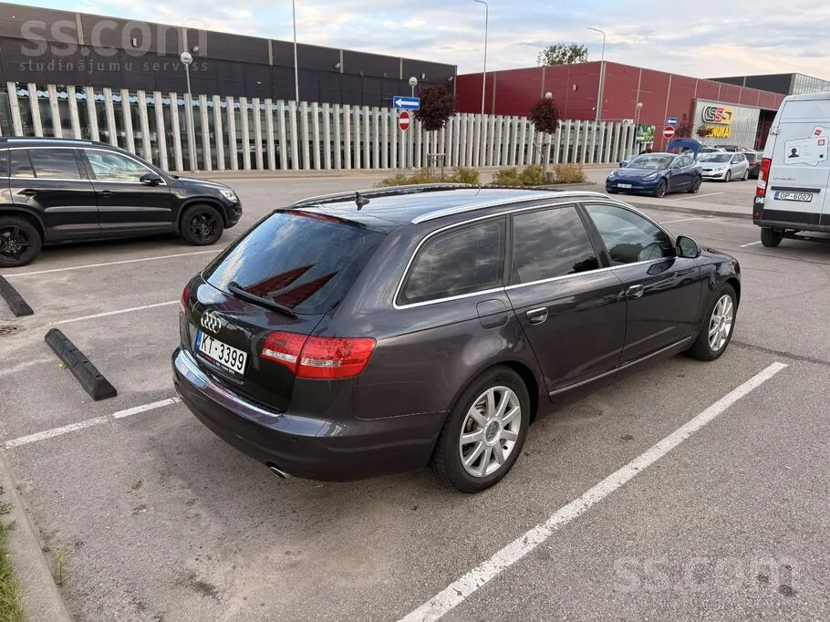 Audi A6 2010 photo 4