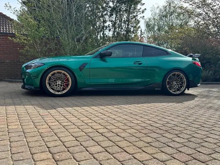 BMW M4 2023 photo 3