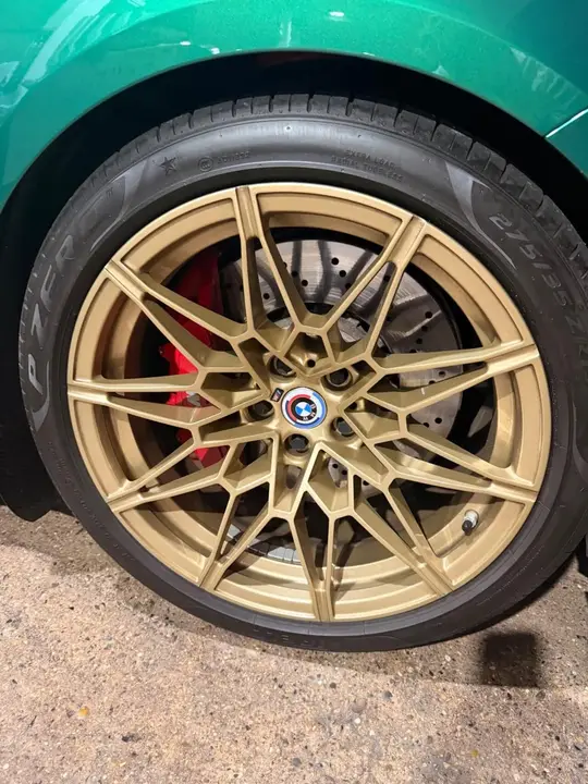 BMW M4 2023 photo 5