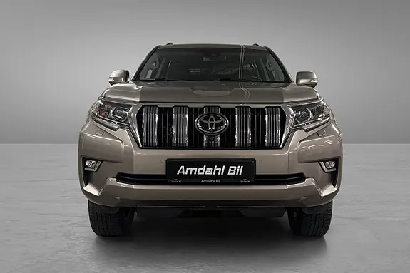 Toyota Land Cruiser 2023 photo 2