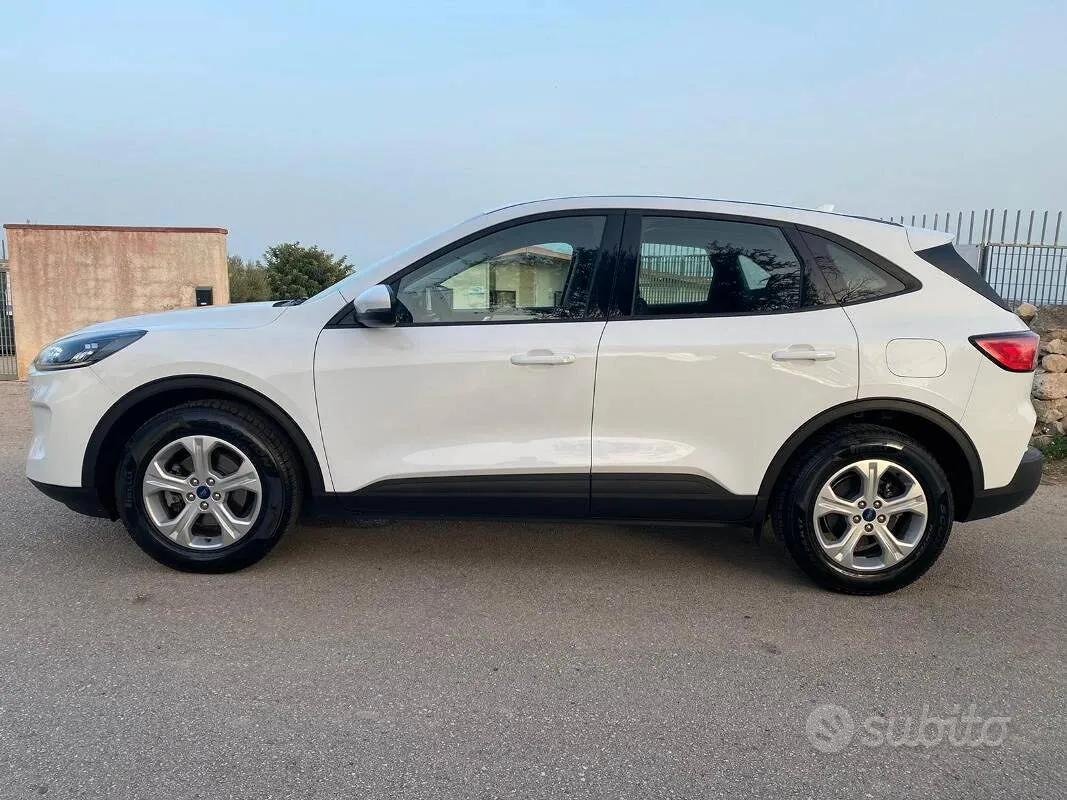 Ford Kuga 2021 photo 4