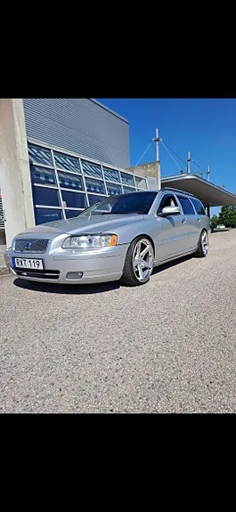 Volvo V70