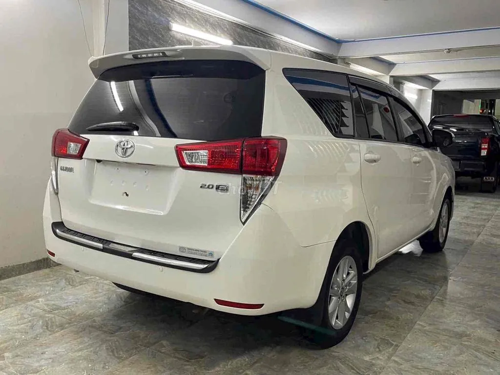 Toyota Innova 2019 photo 3