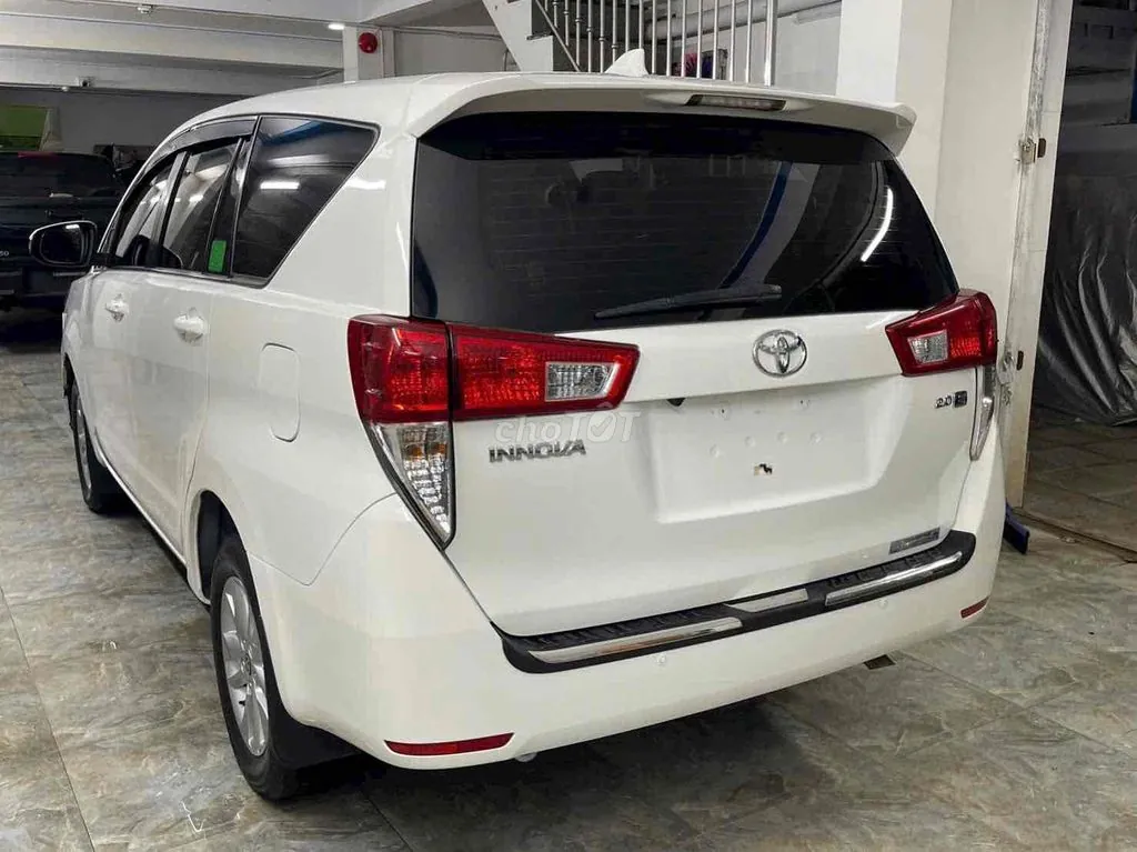 Toyota Innova 2019 photo 2