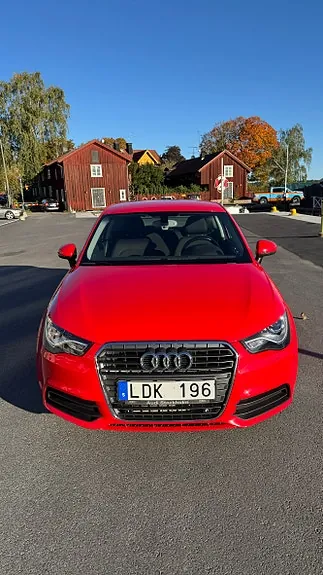 Audi A1 2011 photo 2