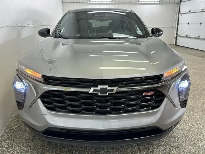 Chevrolet Trax 2025 photo 2