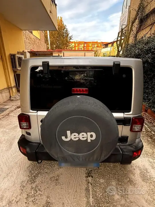 Jeep Wrangler 2011 photo 3