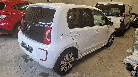 Volkswagen E-Up! 2015 photo 4