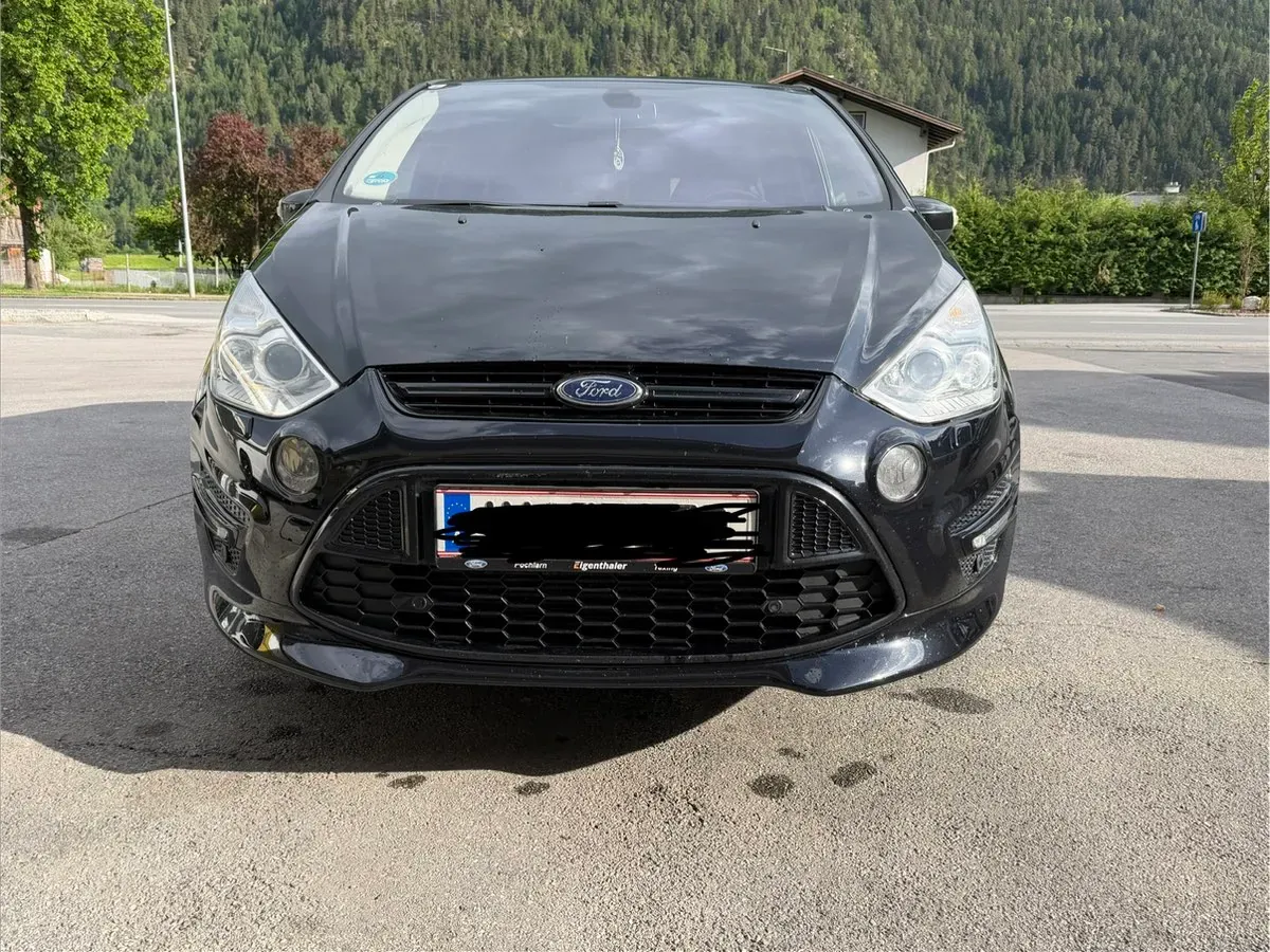 Ford S-Max 2014 photo 2