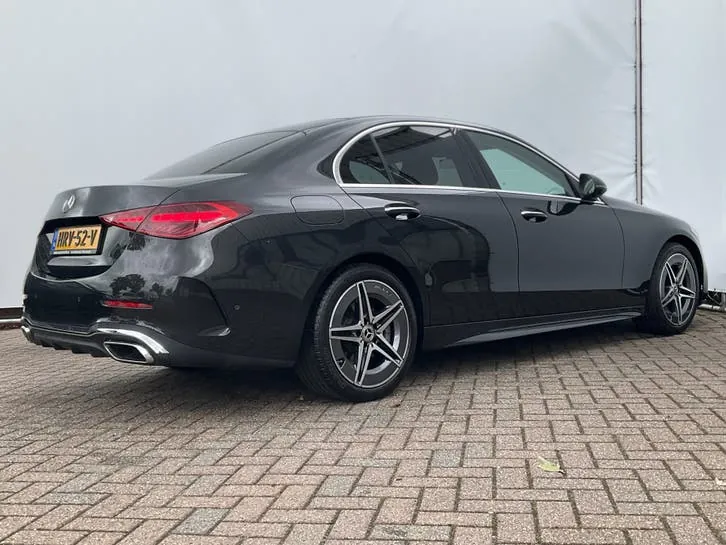 Mercedes-Benz C-Class 2024 photo 2