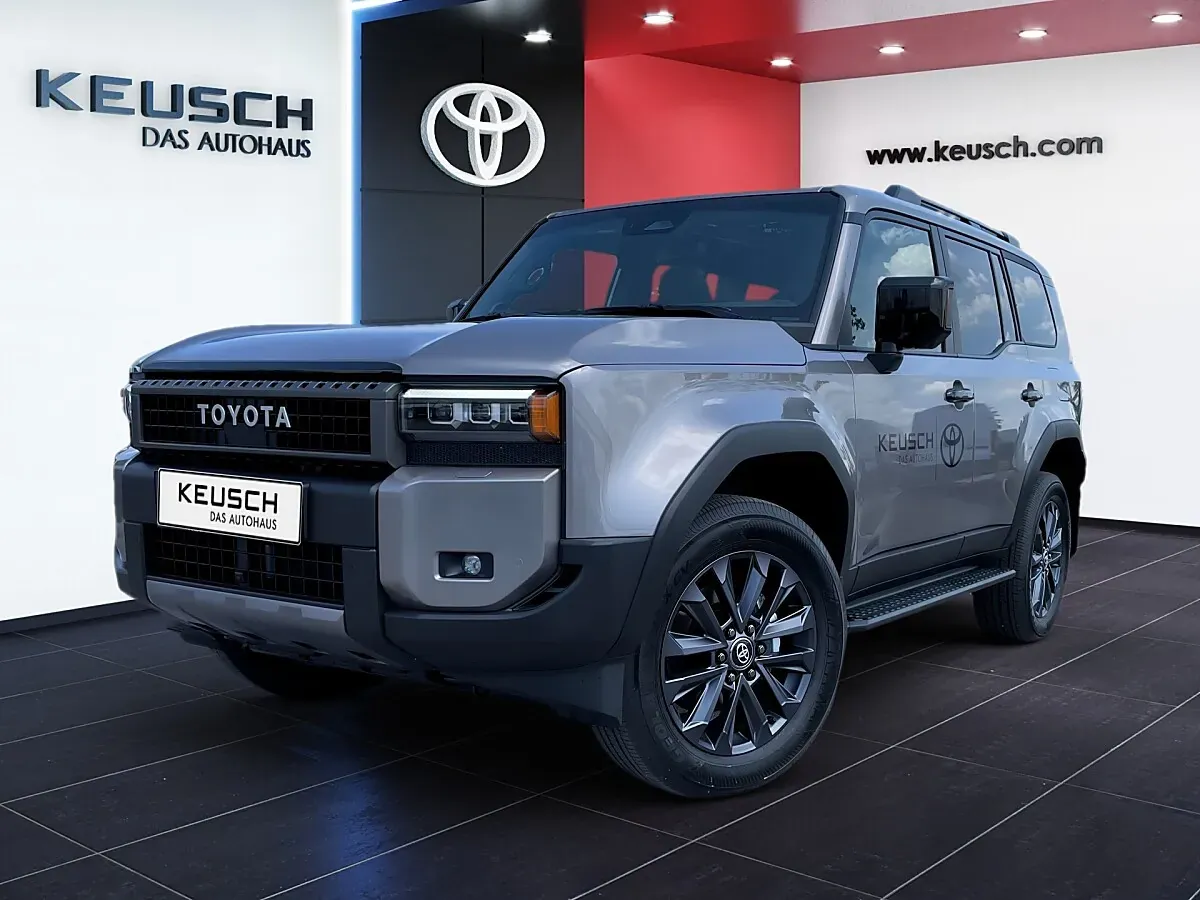 Toyota Land Cruiser photo 2