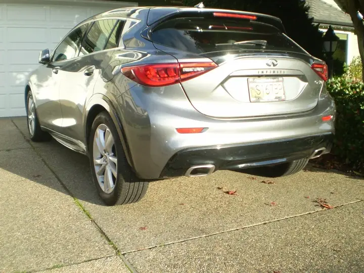 Infiniti Qx30 2017 photo 3