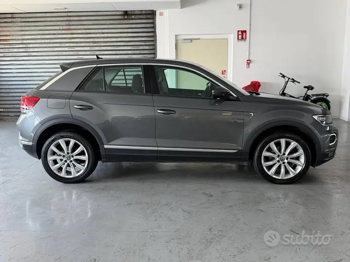 Volkswagen T-Roc 2020 photo 3