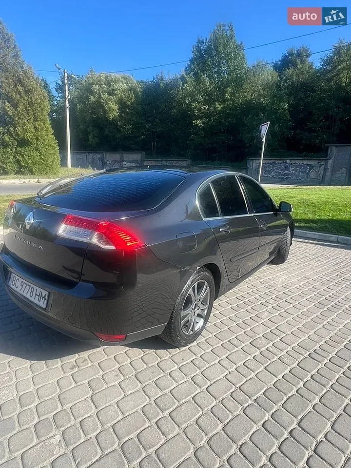 Renault Laguna 2007 photo 4
