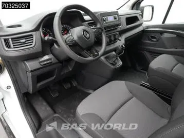 Renault Trafic 2024 photo 3