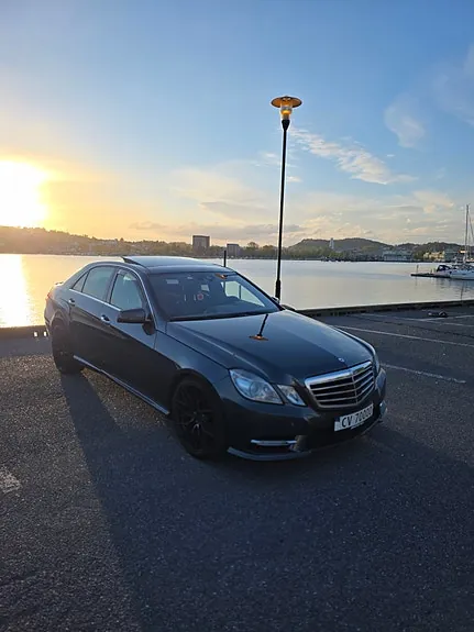 Mercedes-Benz E350 D 2010 photo 2