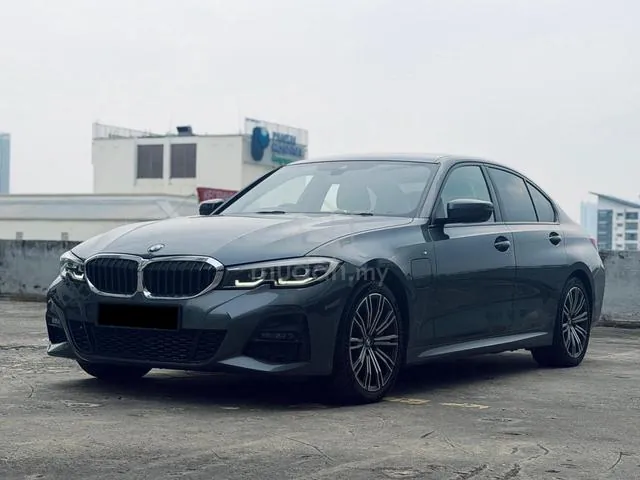 BMW 330E