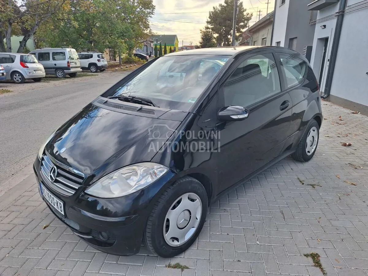 Mercedes-Benz A 160 2005 photo 2