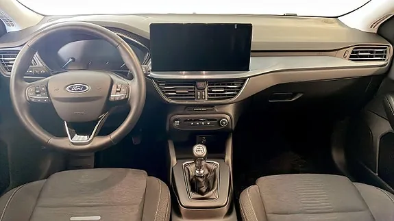 Ford Focus 2023 photo 4