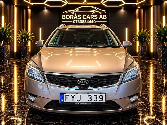 Kia Ceed 2010 photo 2