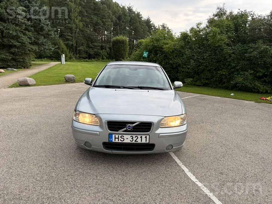 Volvo S60 2007 photo 2