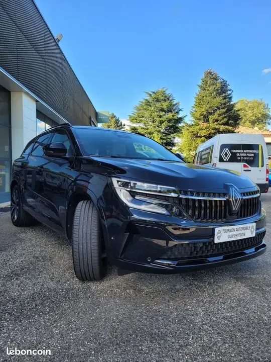 Renault Espace 2024 photo 2