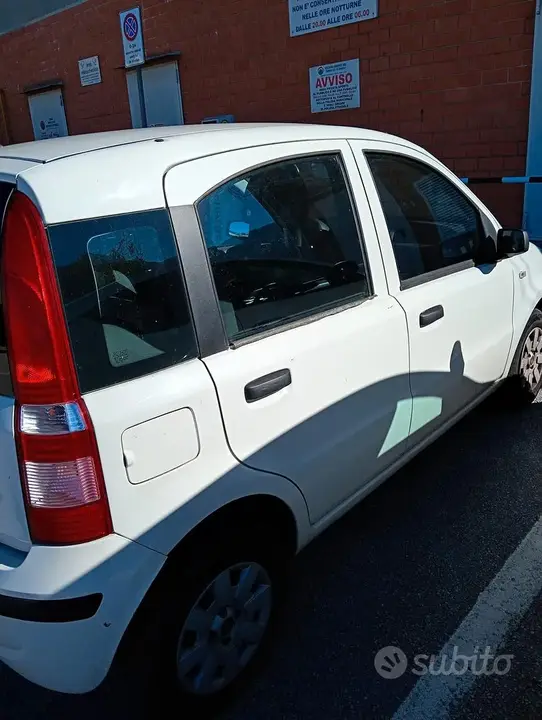 Fiat Panda 2010 photo 4