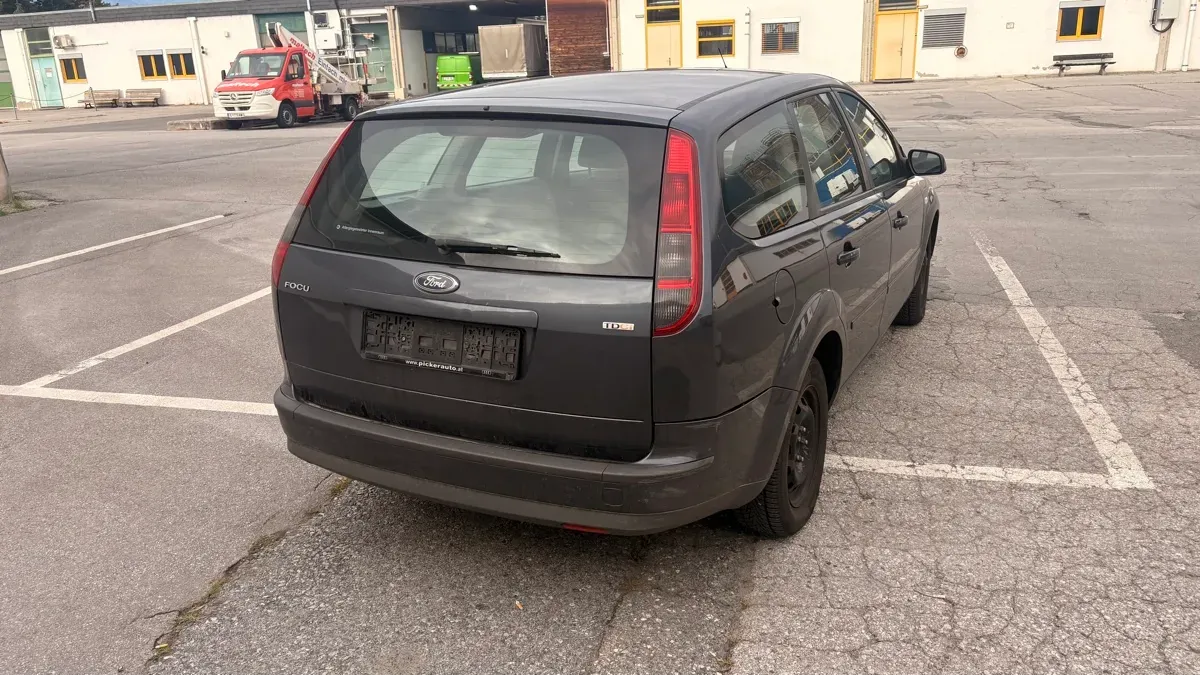 Ford Focus 2005 photo 3