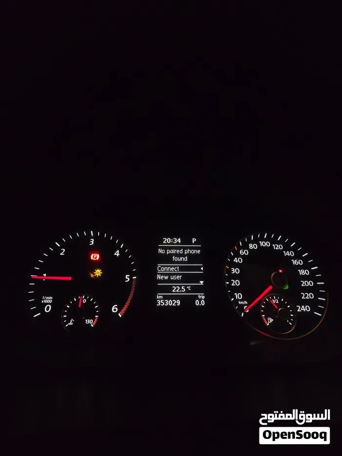 Volkswagen Touran 2013 photo 2