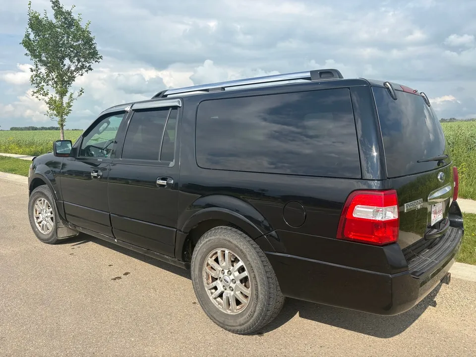 Ford Expedition 2012 photo 4