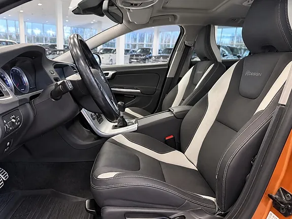 Volvo V60 2012 photo 5