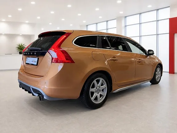 Volvo V60 2012 photo 3