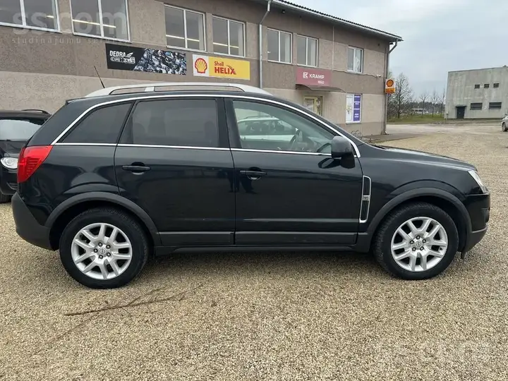 Opel Antara 2011 photo 4