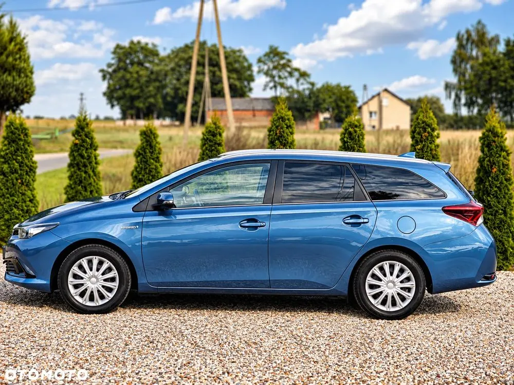 Toyota Auris 2017 photo 5