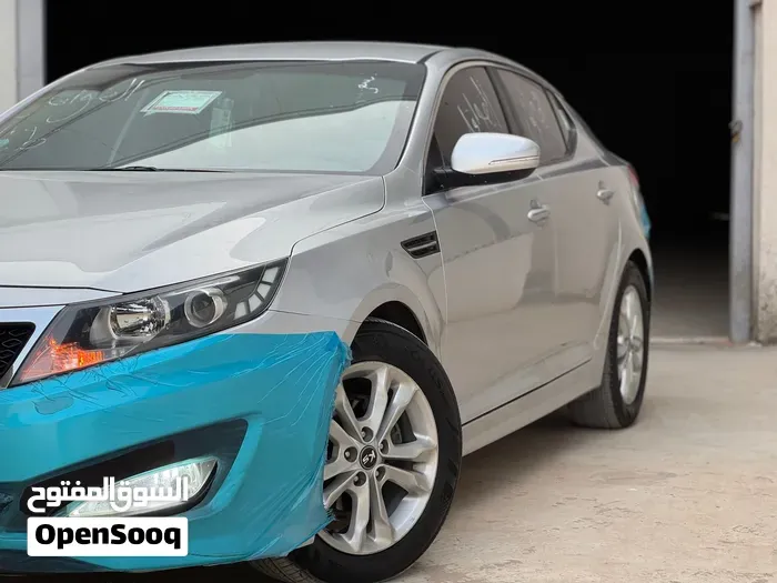 Kia K5 2011 photo 2