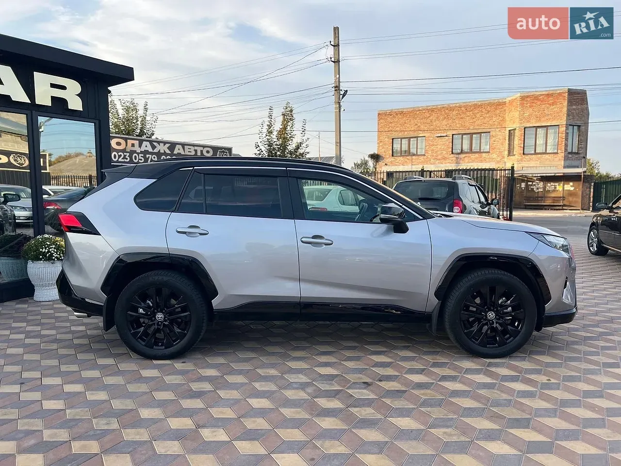 Toyota Rav4 2023 photo 3