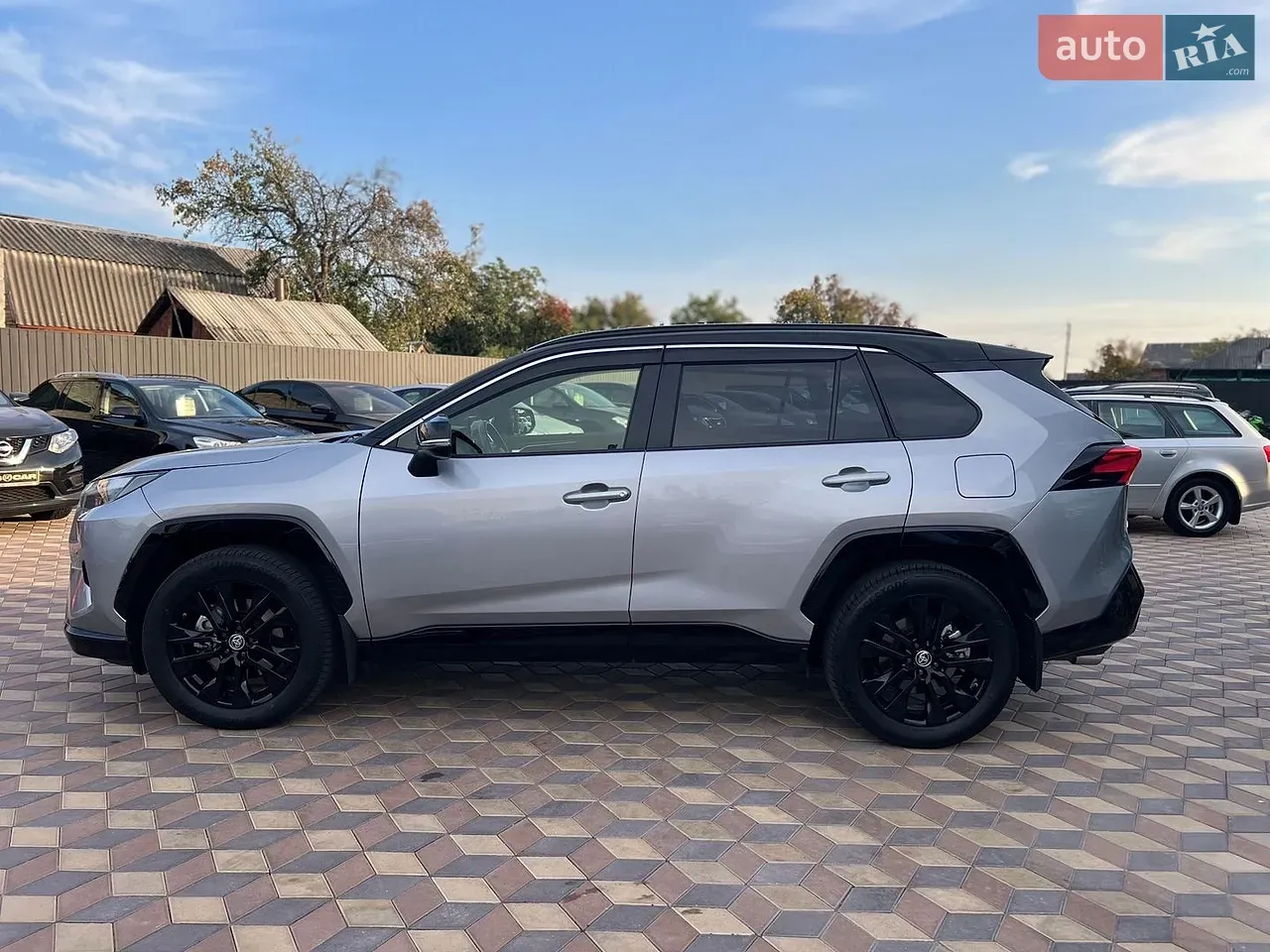 Toyota Rav4 2023 photo 4