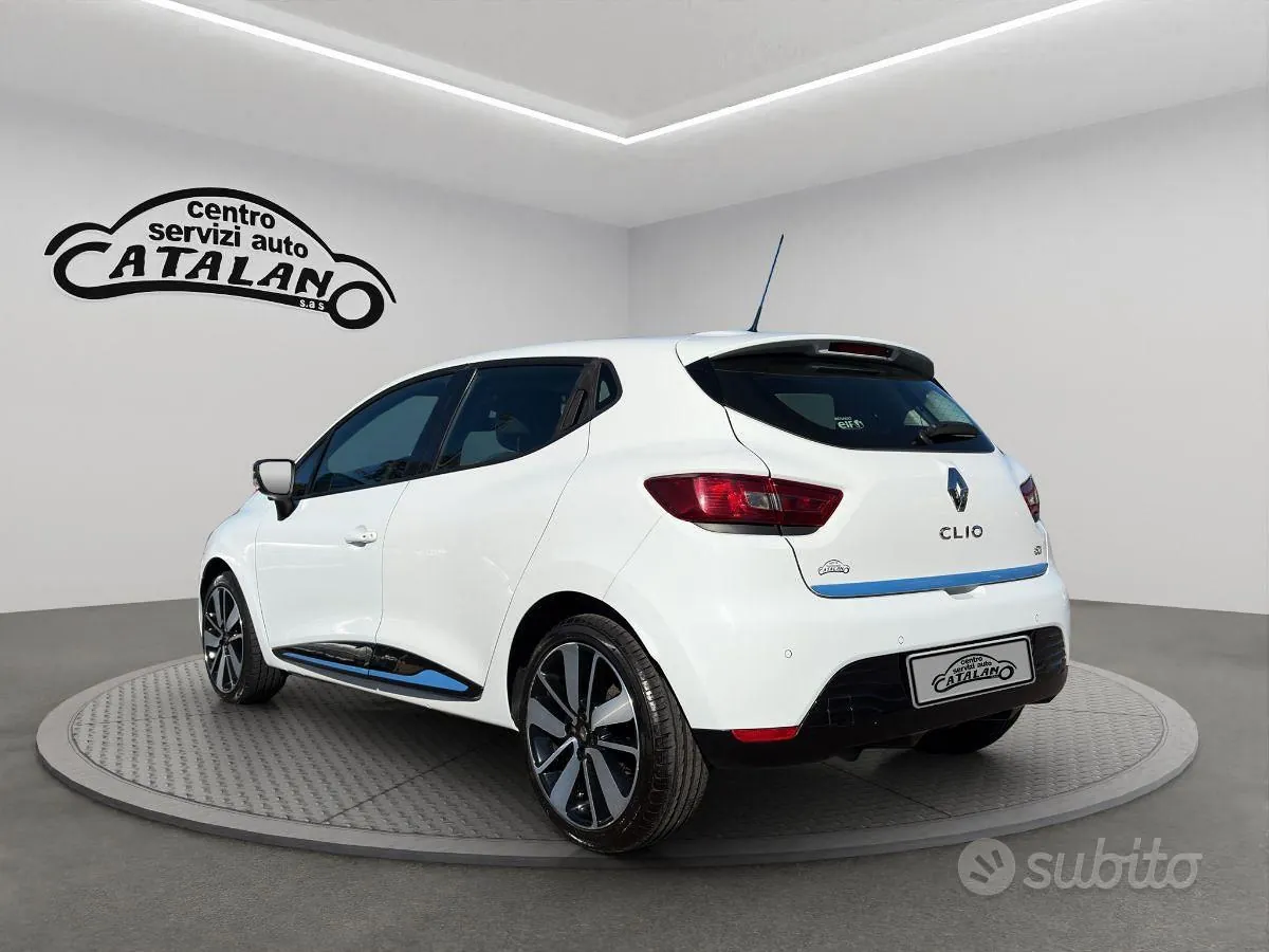 Renault Clio 2014 photo 3