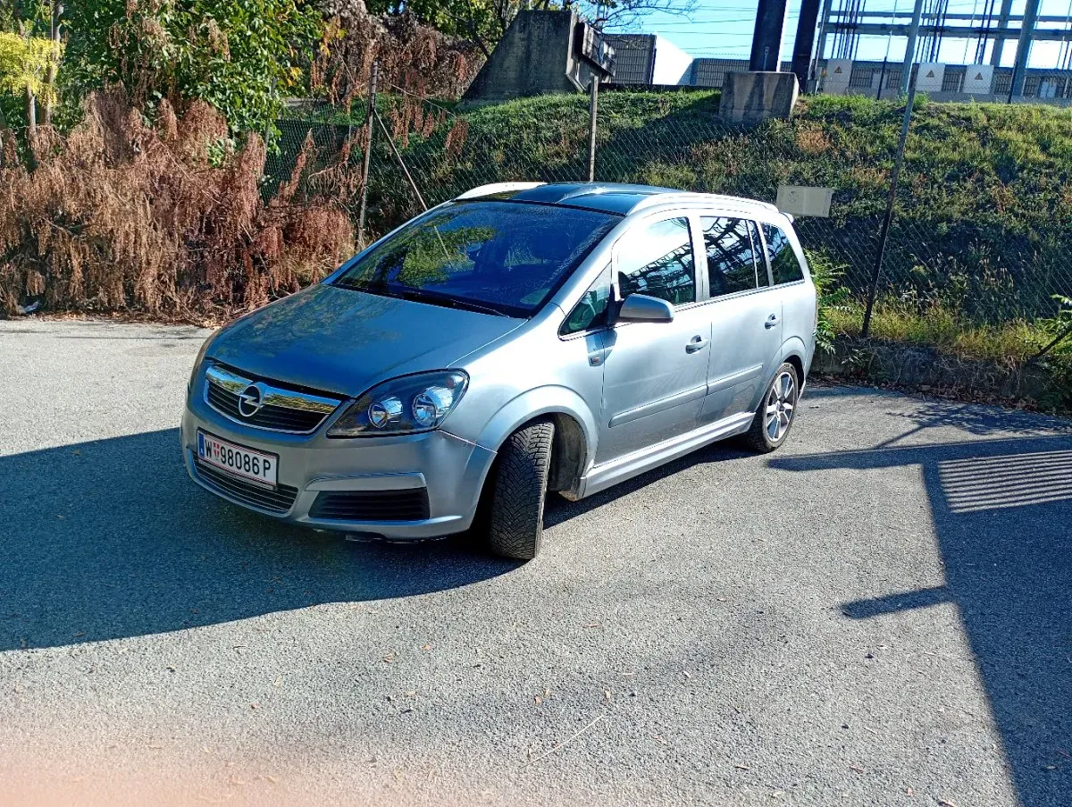 Opel Zafira 2005 photo 3