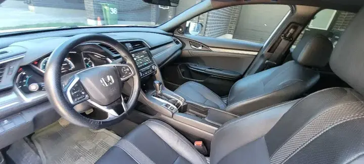 Honda Civic 2020 photo 3