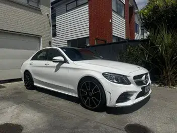 Mercedes-Benz C200 2020 photo 2