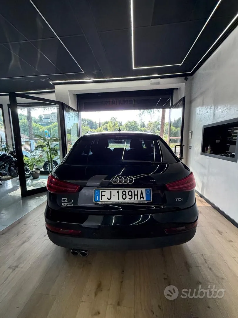 Audi Q3 2017 photo 3