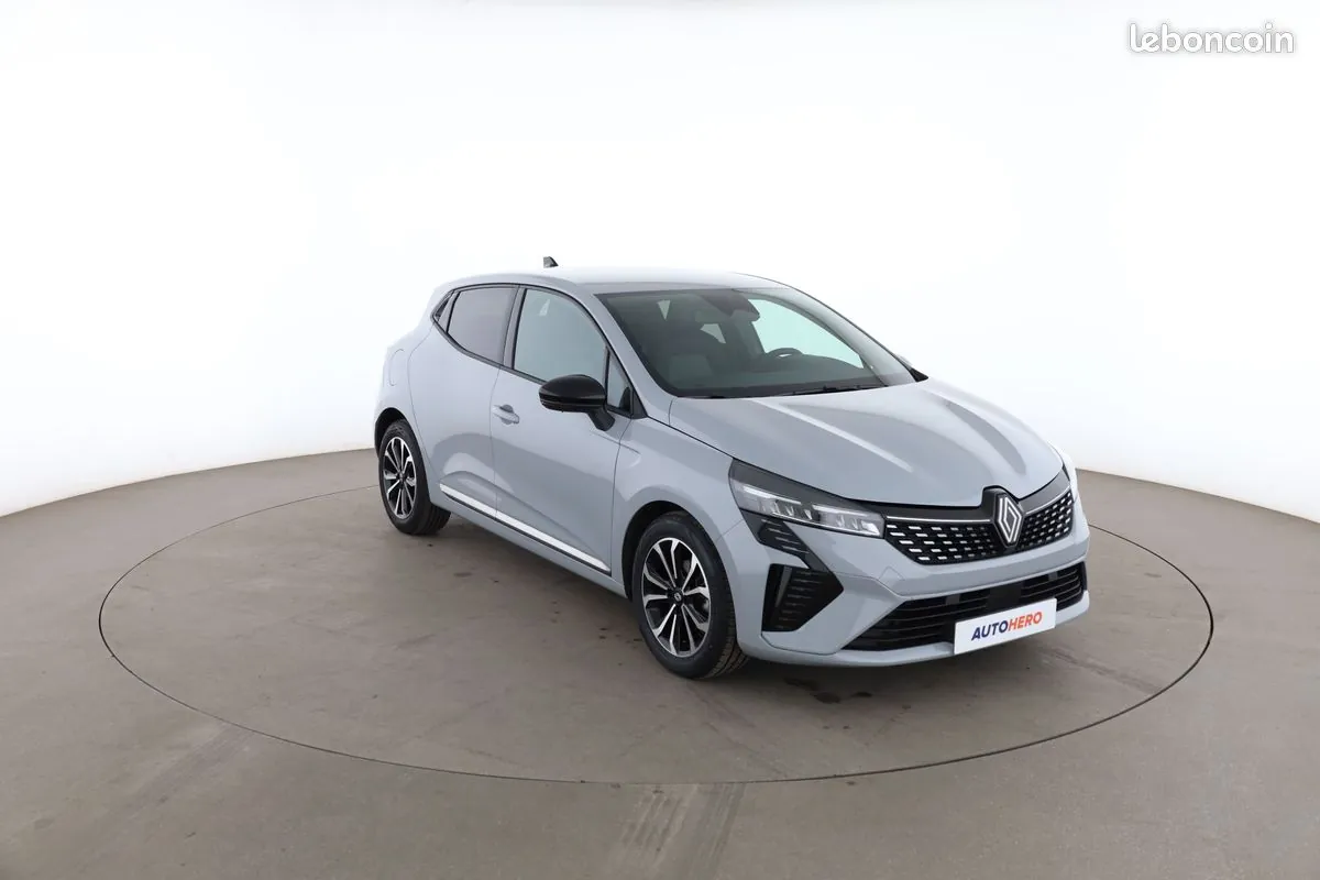 Renault Clio 2024 photo 4