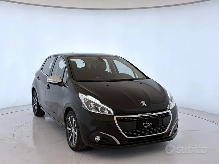 Peugeot 208 2017 photo 3